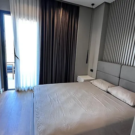 Toscana Yalikavak Sonsuz Havuz Lueks Villada Tatil Villa
