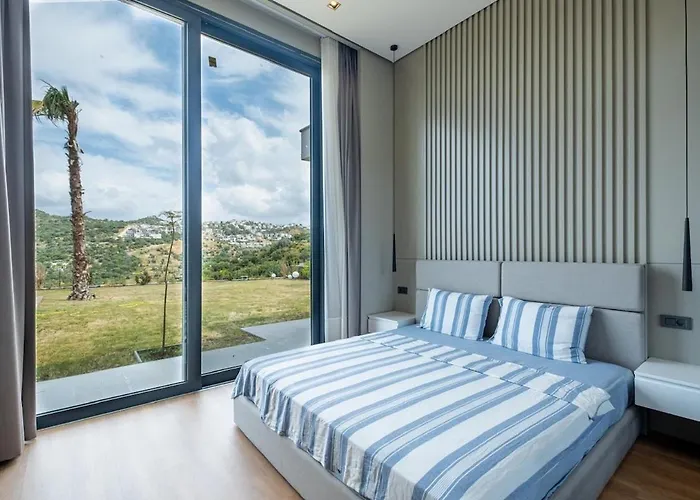 Toscana Yalikavak Sonsuz Havuz Lueks Villada Tatil فيلة *