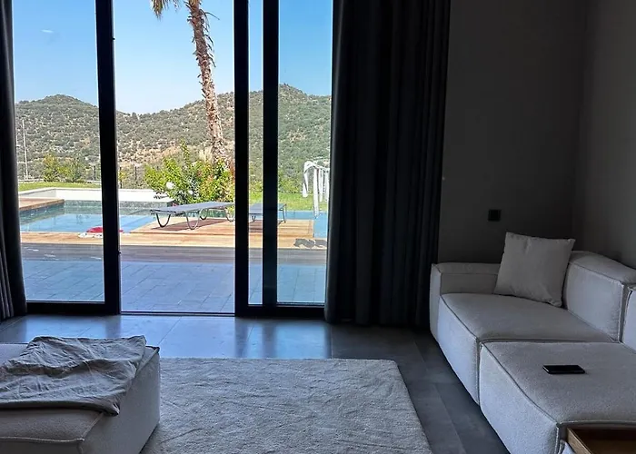 Toscana Yalikavak Sonsuz Havuz Lueks Villada Tatil فيلة بودروم