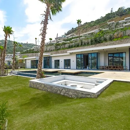 Toscana Yalikavak Sonsuz Havuz Lueks Villada Tatil Бодрум