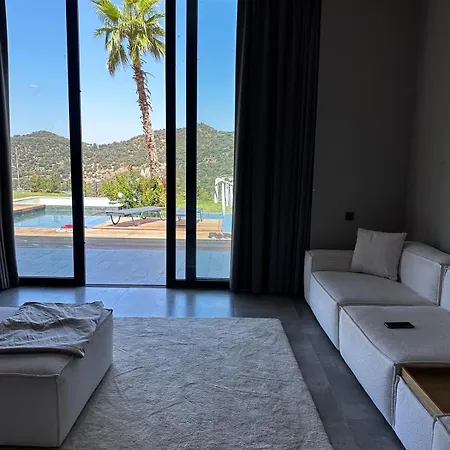Toscana Yalikavak Sonsuz Havuz Lueks Villada Tatil فيلة بودروم